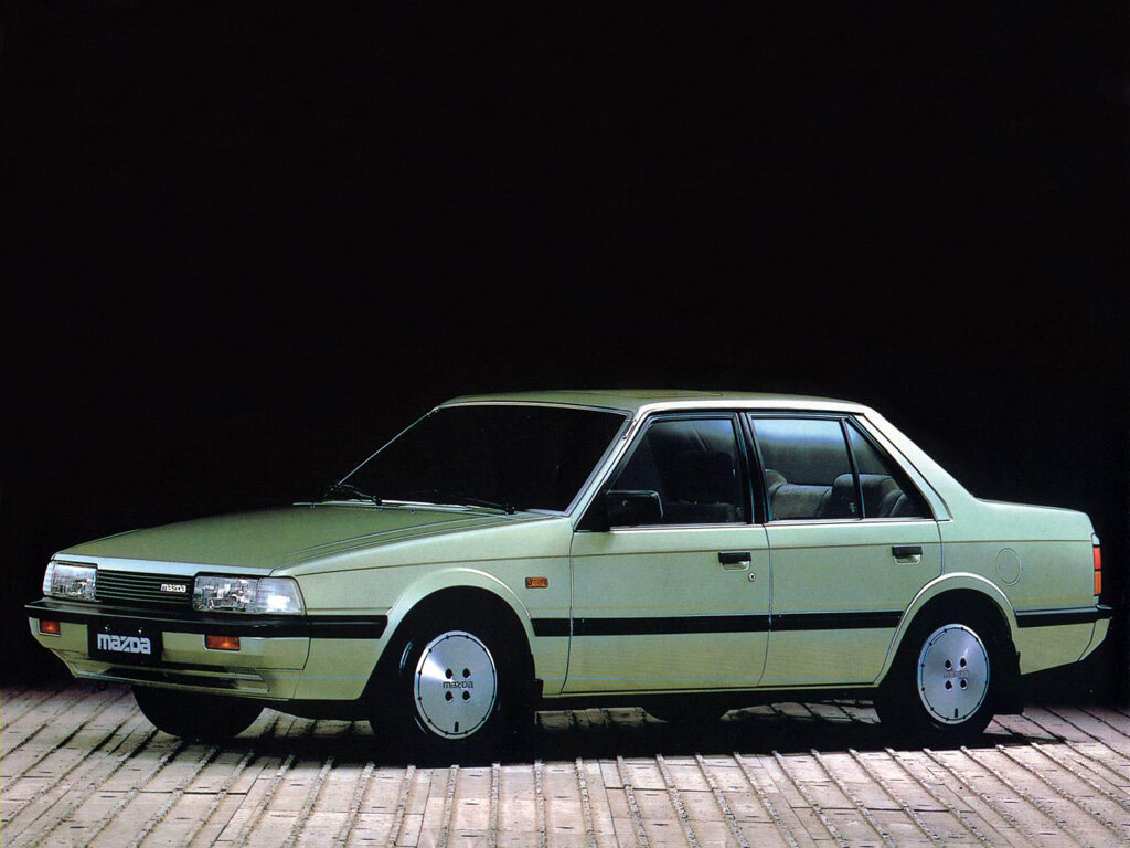 Mazda 626 (GC) 2 поколение, седан (09.1982 - 04.1985)